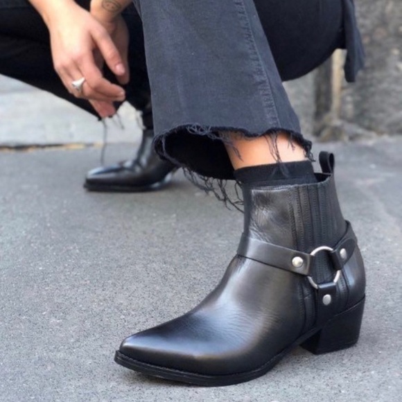 Steve Madden Shoes - Steve Madden Powerful Harness Boots Black 7.5